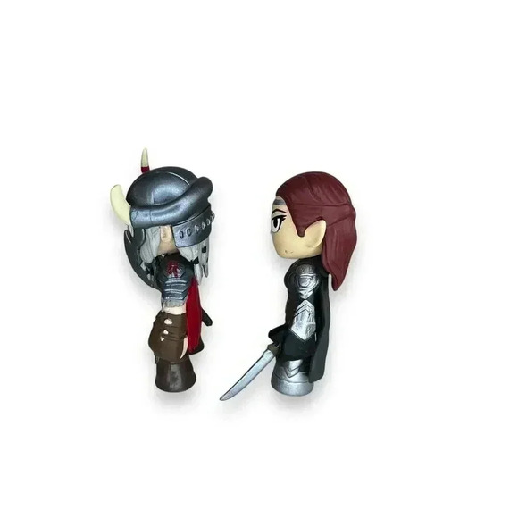 Set 2 Funko Fantasy Adventure Mini Mystery  Figures  Warrior Assassin High Elf - Picture 3 of 5